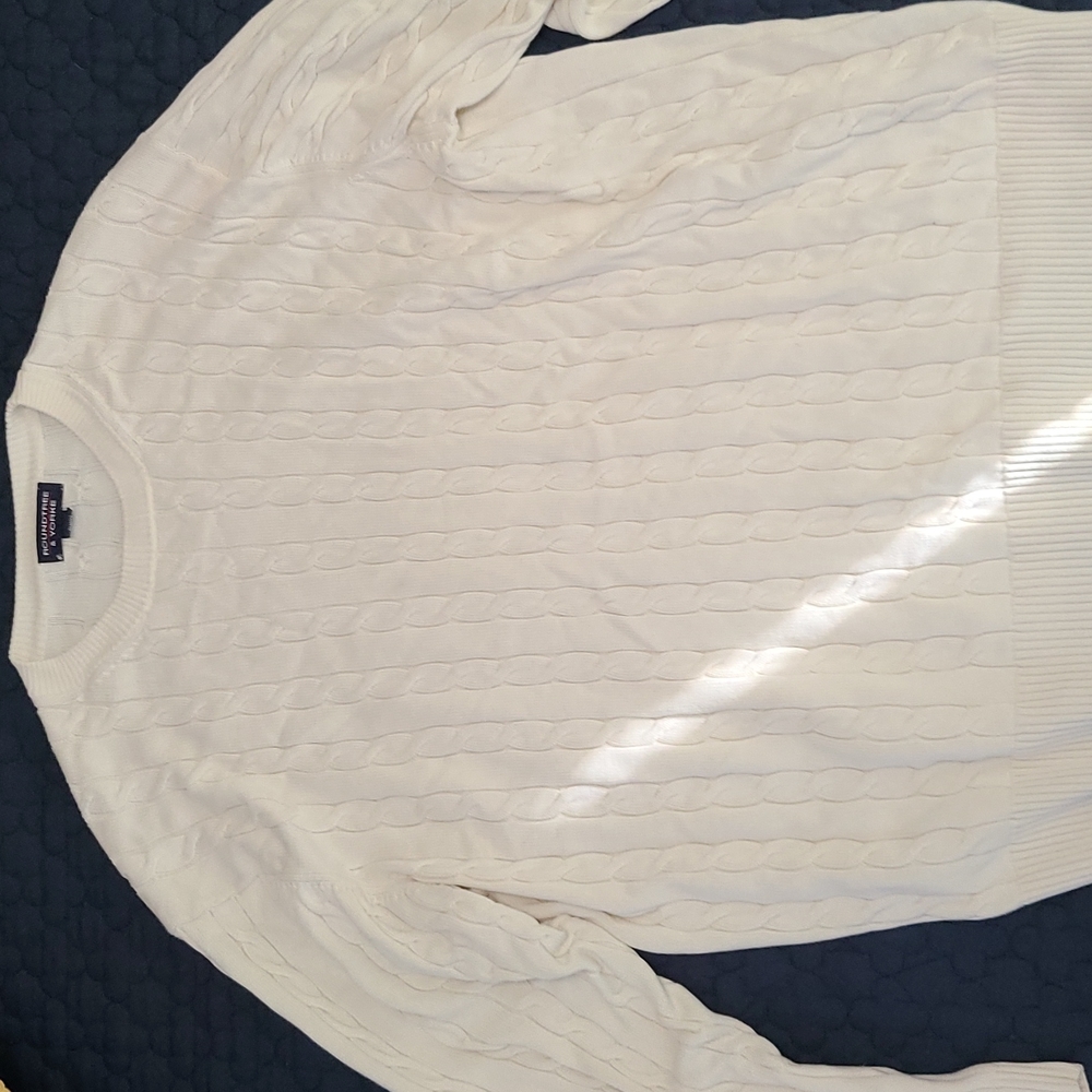 Roundtree & Yorke Sweater